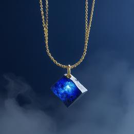 Jet Necklace dream symbolism visualization